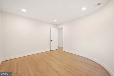 Bedroom - 8355 Alvord St, Mclean, VA 22102 photo 5 of 10