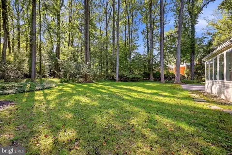 Exterior - 8355 Alvord St, Mclean, VA 22102 photo 12 of 16