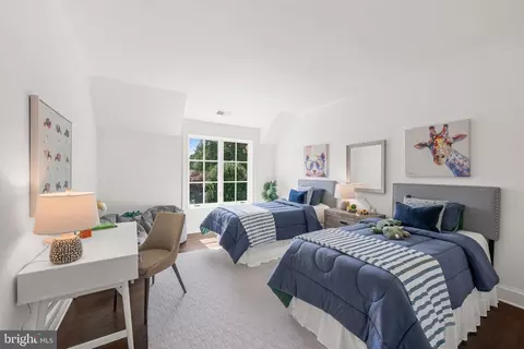 Bedroom - 1321 Darnall Dr, Mclean, VA 22101 photo 5 of 6