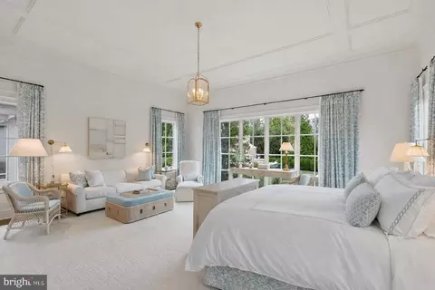 Bedroom - 1321 Darnall Dr, Mclean, VA 22101 photo 2 of 6