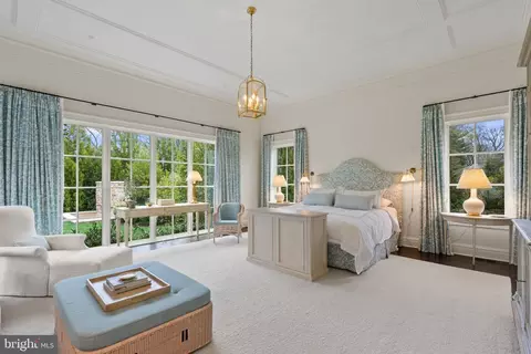 Bedroom - 1321 Darnall Dr, Mclean, VA 22101 photo 1 of 6