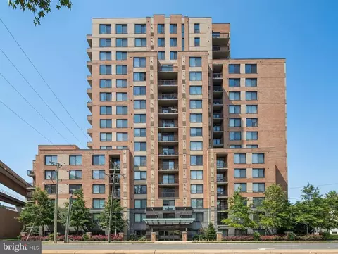 2451 Midtown Ave #1501, Alexandria, VA 22303