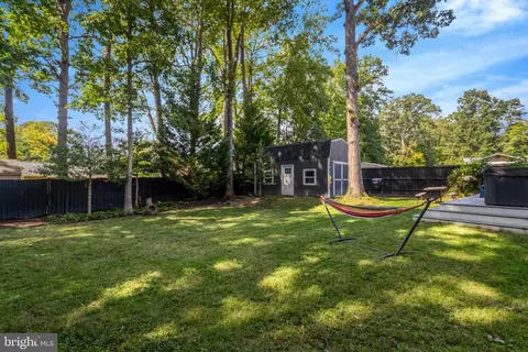 Exterior - 5510 Kings Park Dr, Springfield, VA 22151 photo 5 of 11