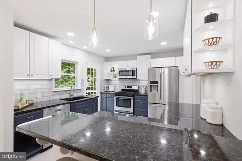 Kitchen - 7113 Hadlow Ct, Springfield, VA 22152 photo 1 of 4