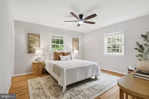 Bedroom - 7113 Hadlow Ct, Springfield, VA 22152 photo 1 of 6