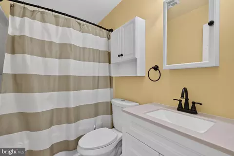 Bath - 7734 Brandeis Way, Springfield, VA 22153 photo 2 of 2