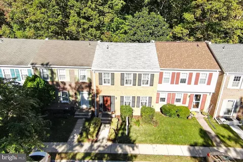 View/Area - 7734 Brandeis Way, Springfield, VA 22153 photo 2 of 5