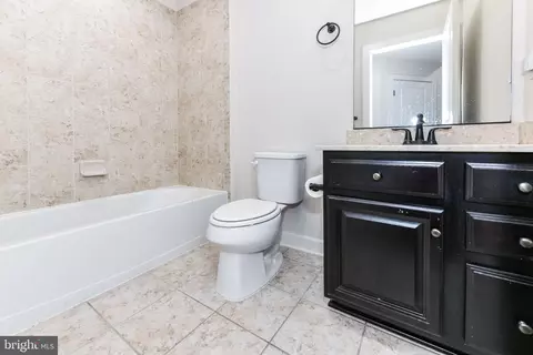 Entry Way - 3160 Yeager Dr, Herndon, VA 20171 photo 4 of 7