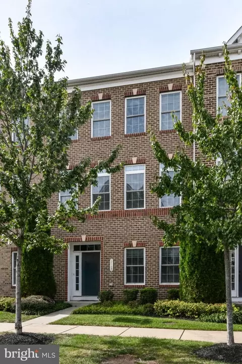 Exterior - 3160 Yeager Dr, Herndon, VA 20171 photo 6 of 6