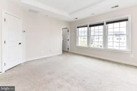 Bedroom - 3160 Yeager Dr, Herndon, VA 20171 photo 5 of 6