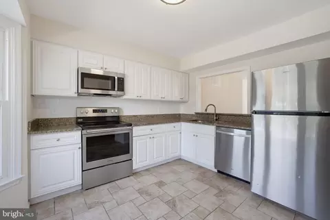 Kitchen - 13447 Elevation Ln, Herndon, VA 20171 photo 2 of 2