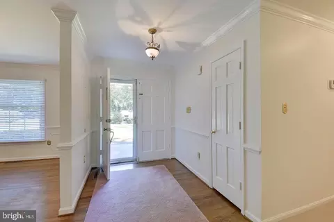Entry Way - 2025 Post Rd, Vienna, VA 22181 photo 1 of 2