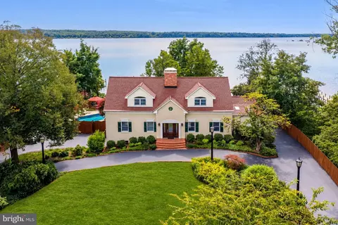 5717 River Dr, Lorton, VA 22079
