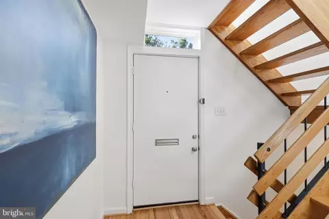 Entry Way - 11547 Maple Ridge Rd, Reston, VA 20190 photo 1 of 4