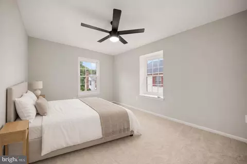 Bedroom - 8627 Pin Oak Dr, Springfield, VA 22153 photo 4 of 12