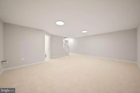 Other - 8627 Pin Oak Dr, Springfield, VA 22153 photo 6 of 10