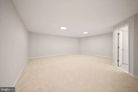 Other - 8627 Pin Oak Dr, Springfield, VA 22153 photo 5 of 10