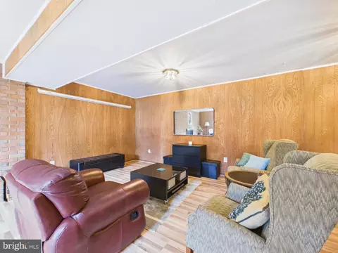 Living - 8714 Old Courthouse Rd, Vienna, VA 22182 photo 5 of 5