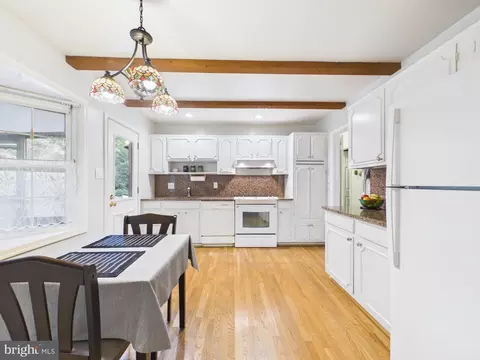 Kitchen - 8714 Old Courthouse Rd, Vienna, VA 22182 photo 2 of 5