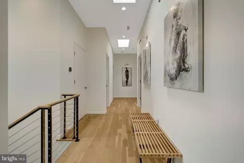 Entry Way - 7815 Old Falls Rd, Mclean, VA 22102 photo 4 of 5