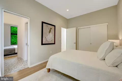 Bedroom - 7815 Old Falls Rd, Mclean, VA 22102 photo 7 of 11