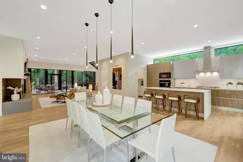 Dining - 7815 Old Falls Rd, Mclean, VA 22102 photo 1 of 3