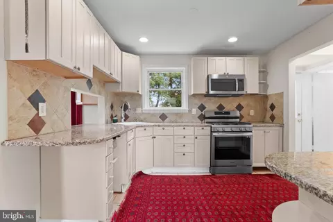 Kitchen - 6213 Thomas Dr, Springfield, VA 22150 photo 1 of 2