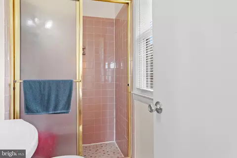 Bath - 6213 Thomas Dr, Springfield, VA 22150 photo 2 of 5