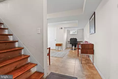 Entry Way - 6213 Thomas Dr, Springfield, VA 22150 photo 9 of 10