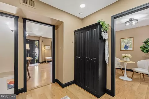Entry Way - 2424 Cloudcroft Sq, Reston, VA 20191 photo 1 of 1