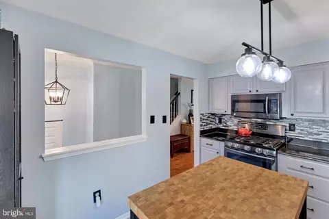Other - 7033 Solomon Seal Ct, Springfield, VA 22152 photo 4 of 16
