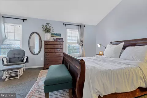 Bedroom - 7033 Solomon Seal Ct, Springfield, VA 22152 photo 2 of 2