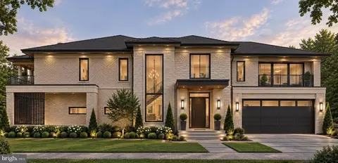 11332 Crescent Dr, Fairfax, VA 22030