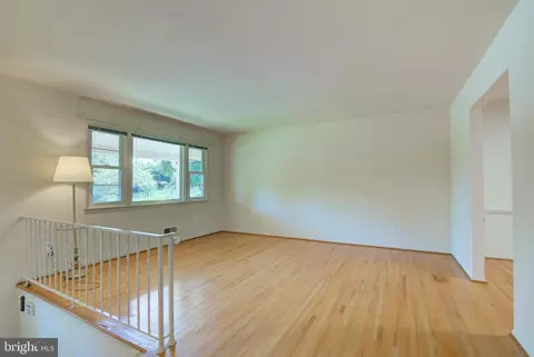 Living - 6914 Hadlow Dr, Springfield, VA 22152 photo 1 of 5