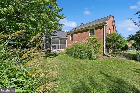 Other - 6112 Fox Hill St, Springfield, VA 22150 photo 2 of 8