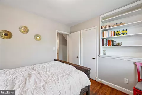 Bedroom - 6112 Fox Hill St, Springfield, VA 22150 photo 5 of 5