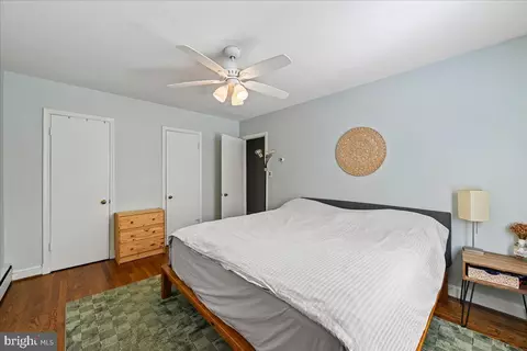 Bedroom - 6112 Fox Hill St, Springfield, VA 22150 photo 2 of 5