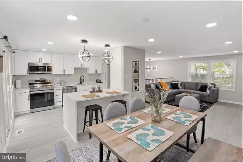 Other - 2592 Viking Dr, Herndon, VA 20171 photo 2 of 8