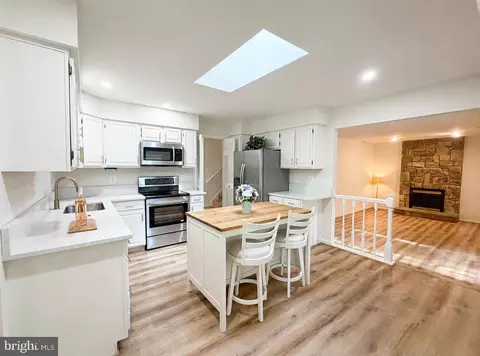 Kitchen - 2107 Silentree Dr, Vienna, VA 22182 photo 1 of 2