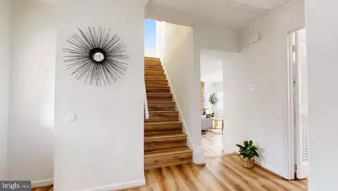 Entry Way - 2107 Silentree Dr, Vienna, VA 22182 photo 2 of 2