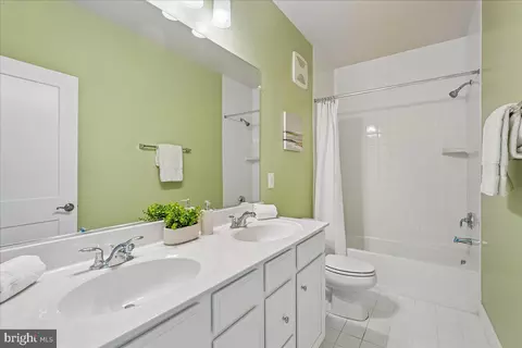 Bath - 1658 Bandit Loop #2B, Reston, VA 20190 photo 3 of 3