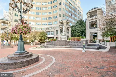 Exterior - 11655 Chesterfield Ct #E, Reston, VA 20190 photo 6 of 24