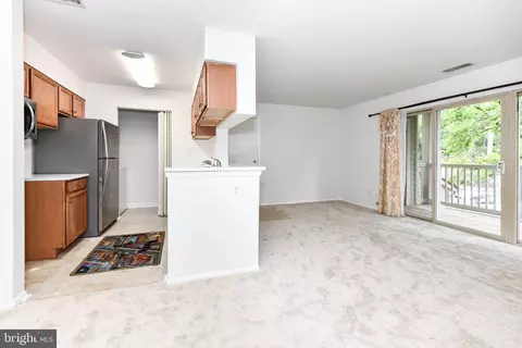 Living - 11655 Chesterfield Ct #E, Reston, VA 20190 photo 1 of 5