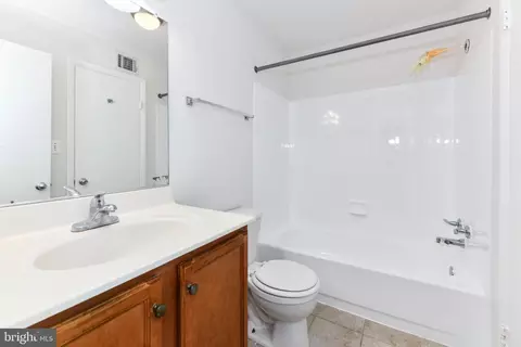 Bath - 11655 Chesterfield Ct #E, Reston, VA 20190 photo 2 of 3