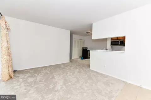Living - 11655 Chesterfield Ct #E, Reston, VA 20190 photo 3 of 5