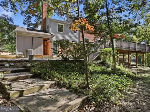 3420 Greentree Dr, Falls Church, VA 22041