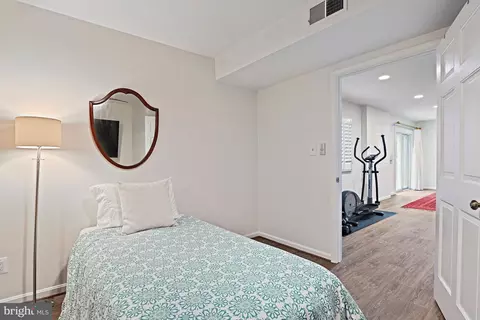 Bedroom - 7712 Lear Rd, Mclean, VA 22102 photo 11 of 12