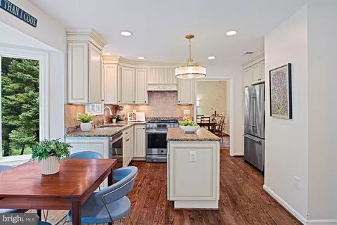 Kitchen - 7712 Lear Rd, Mclean, VA 22102 photo 4 of 5