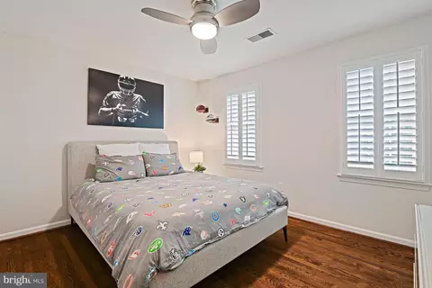 Bedroom - 7712 Lear Rd, Mclean, VA 22102 photo 3 of 12
