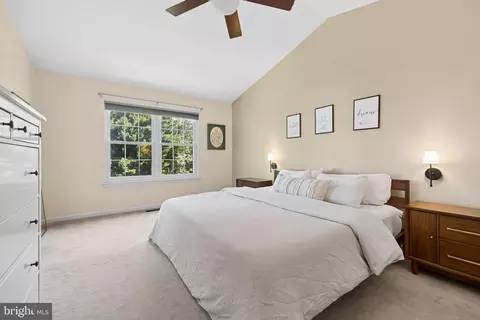 Bedroom - 6366 Dakine Cir, Springfield, VA 22150 photo 1 of 5
